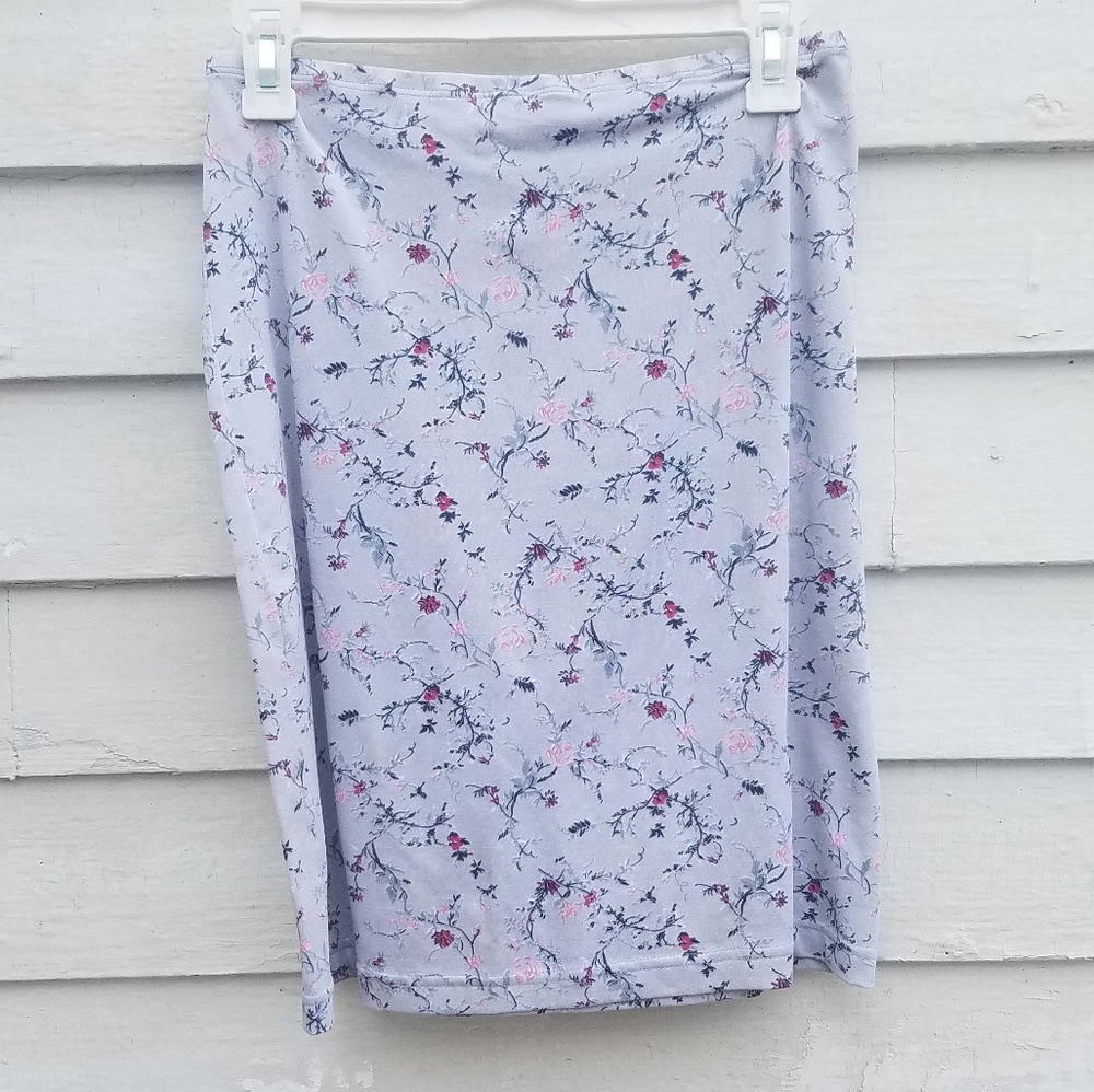 XOXO Stretchy Floral Pencil Skirt